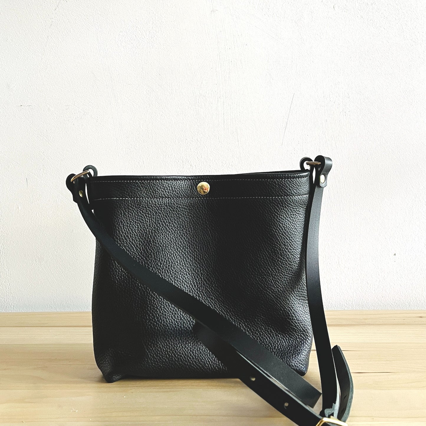 Leather Snap Bag - Black