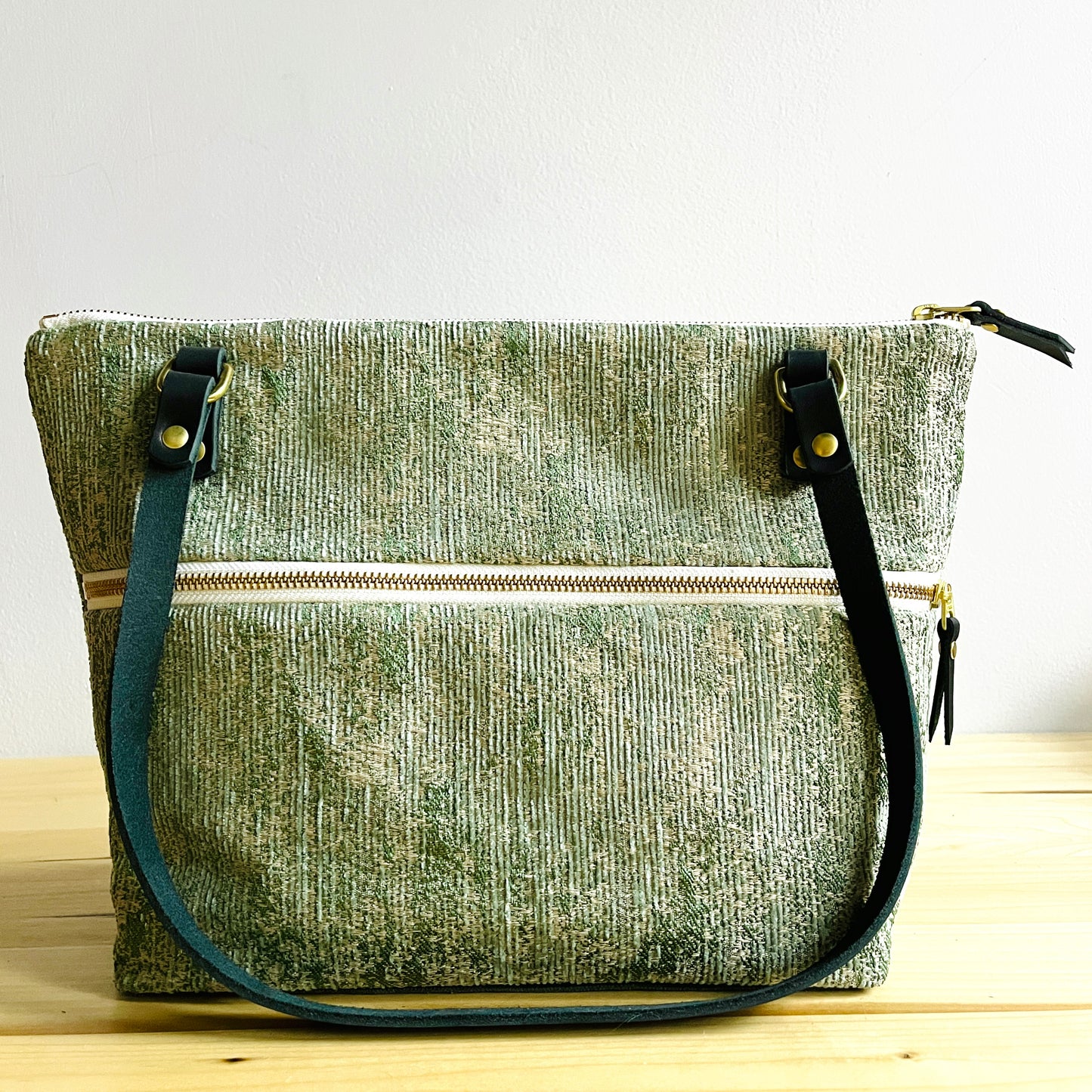 Green Tapestry - shoulder bag