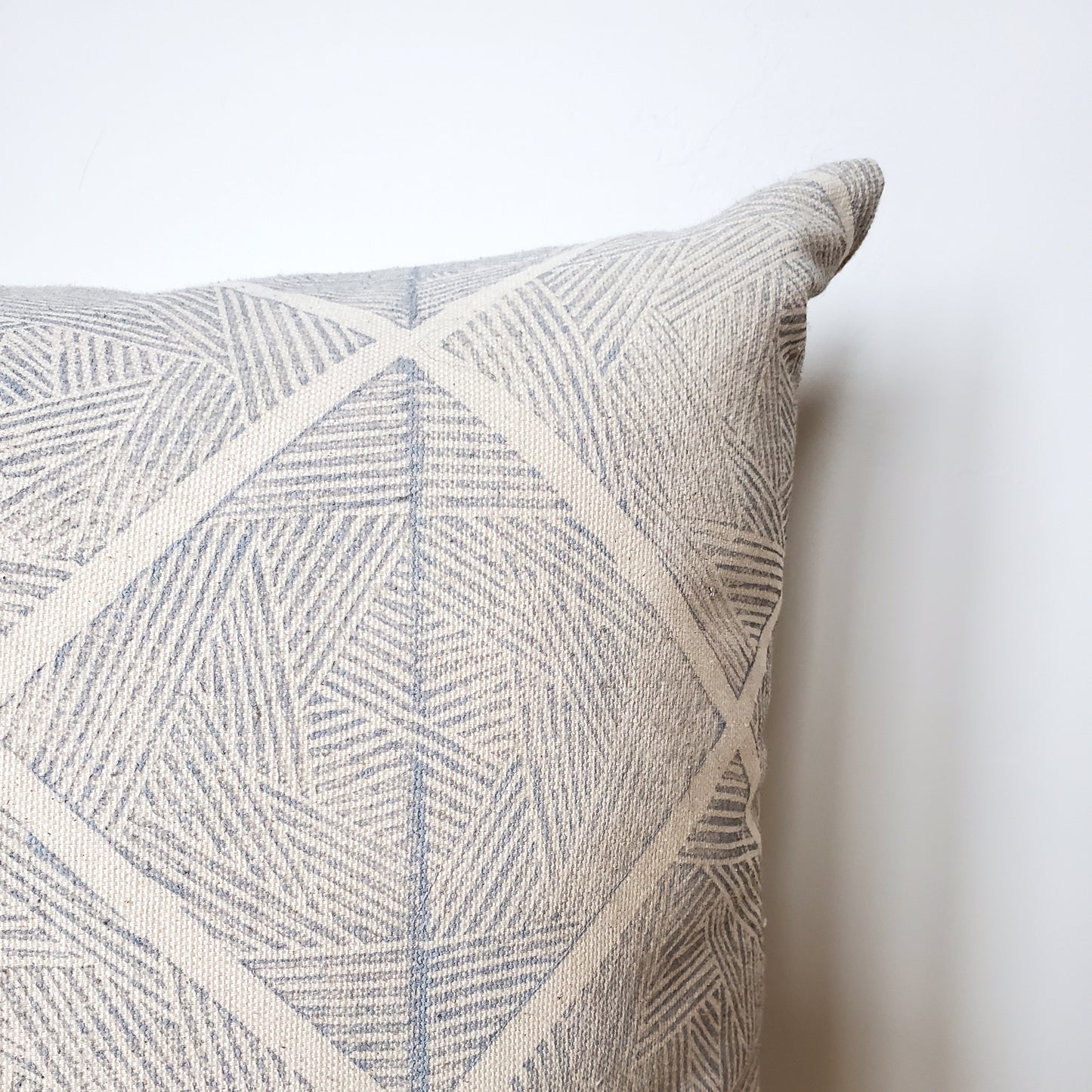 Hand-printed Pillow - Zentangle