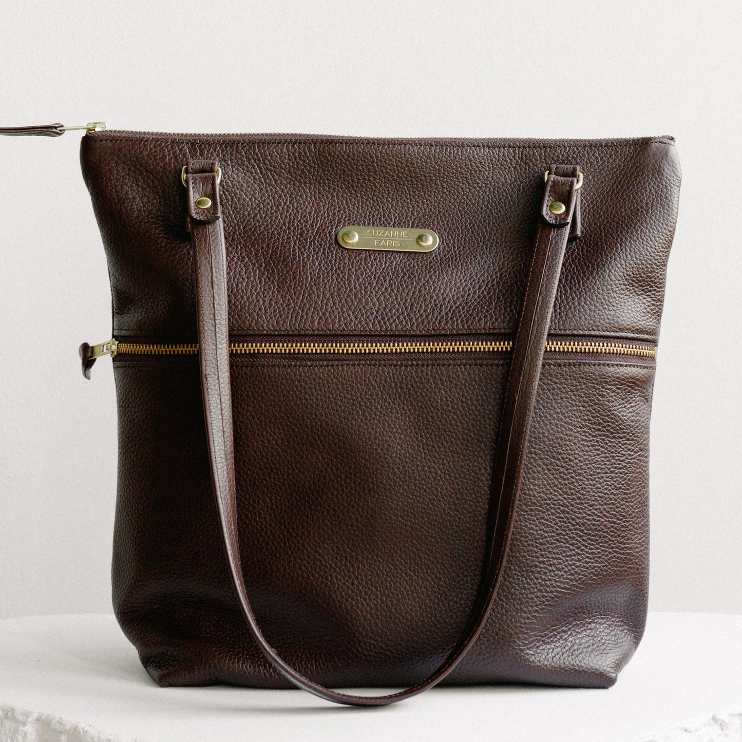 Luxury leather shoulder bag