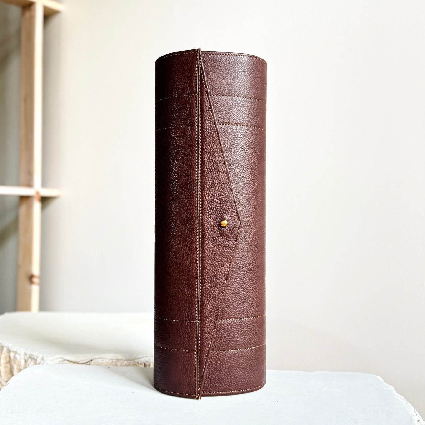 The Artifact clutch