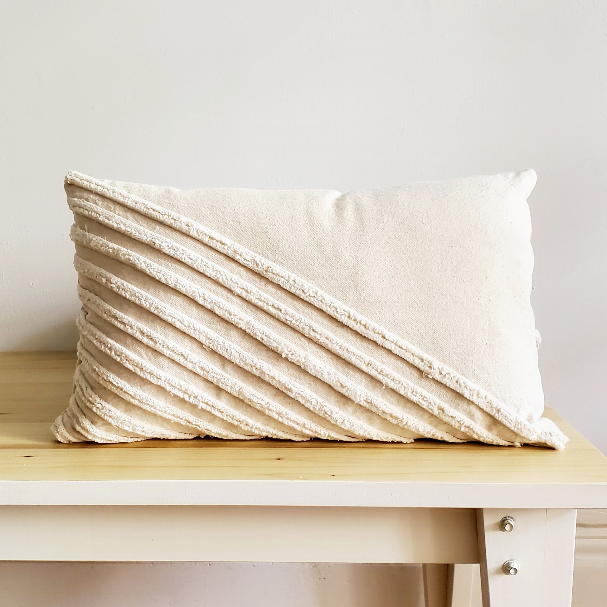 Textured Pillows - Small White