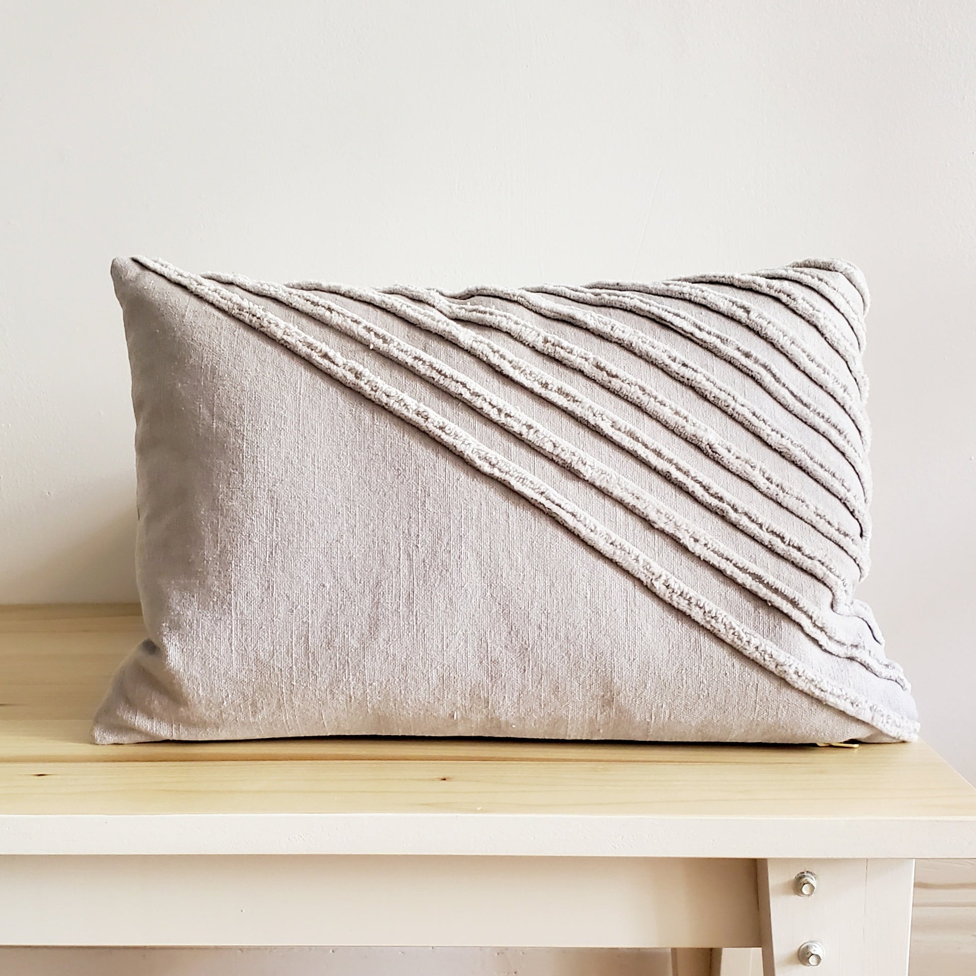 Textured Pillow - Light Grey